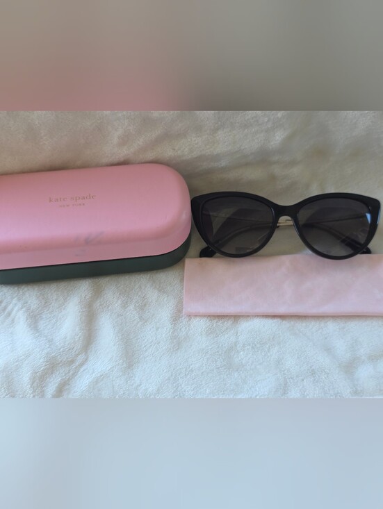 kate spade Accessories - Kate Spade Black Cat-Eye Sunglasses with Pink Case
